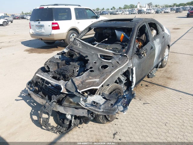 45987717 :رقم المزاد ، WDDGF4HB7ER317986 vin ، 2014 Mercedes-benz C 250 Sport مزاد بيع