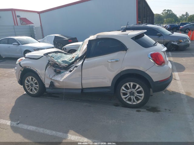 2016 Fiat 500x Easy მანქანა იყიდება აუქციონზე, vin: ZFBCFYBT6GP378412, აუქციონის ნომერი: 45987722