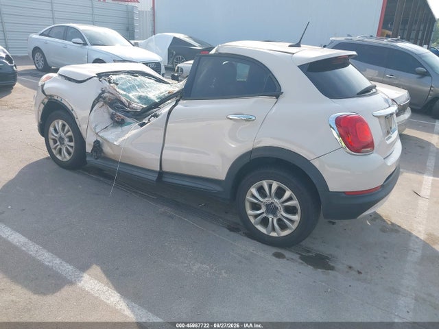 2016 Fiat 500x Easy მანქანა იყიდება აუქციონზე, vin: ZFBCFYBT6GP378412, აუქციონის ნომერი: 45987722
