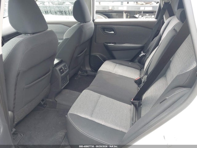 45987738 :رقم المزاد ، 5N1AT3BA2MC809342 vin ، 2021 Nissan Rogue Sv Fwd مزاد بيع