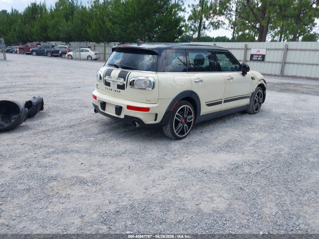 Mini Clubman Cooper S 2017 WMWLN9C32H2E49592 Image 4
