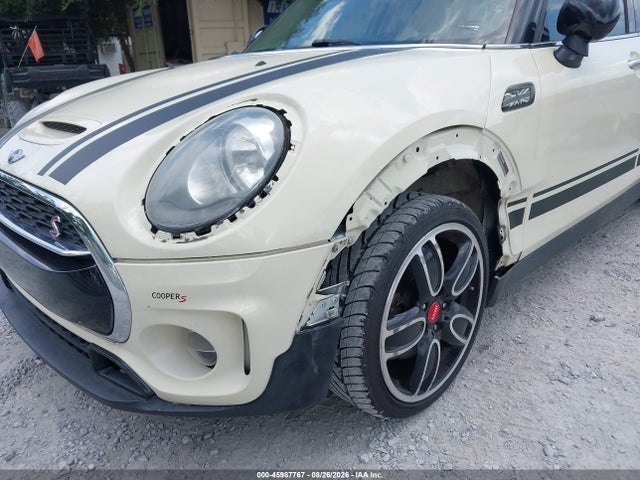 Mini Clubman Cooper S 2017 WMWLN9C32H2E49592 Image 6