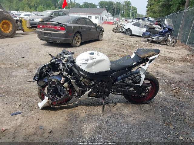 Suzuki GSX-R600 2025 JS1GN7FA2S7101568 Image 13