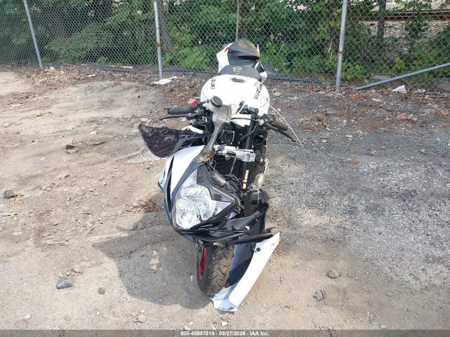Suzuki GSX-R600 2025 JS1GN7FA2S7101568 Image 5