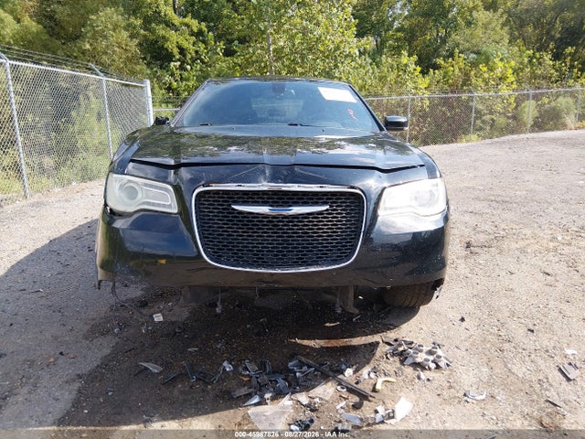 Aukcja sprzedaży 2015 Chrysler 300 300s, vin: 2C3CCABG9FH872691, numer aukcji: 45987826