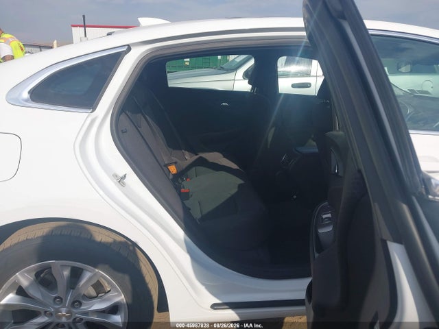 1G1ZD5ST0RF182849 Chevrolet Malibu Fwd 1lt