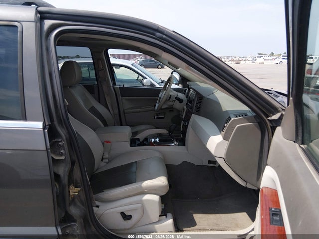 2005 Jeep Grand Cherokee Limited მანქანა იყიდება აუქციონზე, vin: 1J4HR58215C675058, აუქციონის ნომერი: 45987833