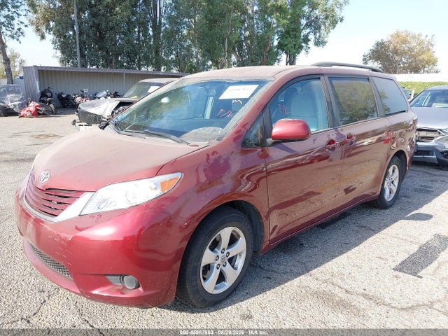 5TDKZ3DC7HS795853 Toyota Sienna Le 8 Passenger