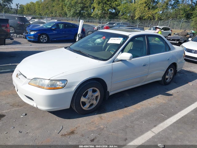 Aukcja sprzedaży 1998 Honda Accord Ex, vin: 1HGCG5653WA048296, numer aukcji: 45987894