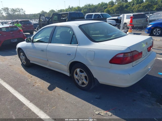 Aukcja sprzedaży 1998 Honda Accord Ex, vin: 1HGCG5653WA048296, numer aukcji: 45987894