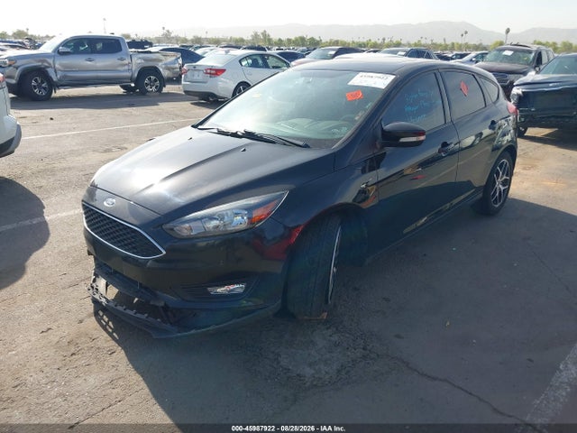 Ford FOCUS SEL 2017 1FADP3M25HL219806 Image 2