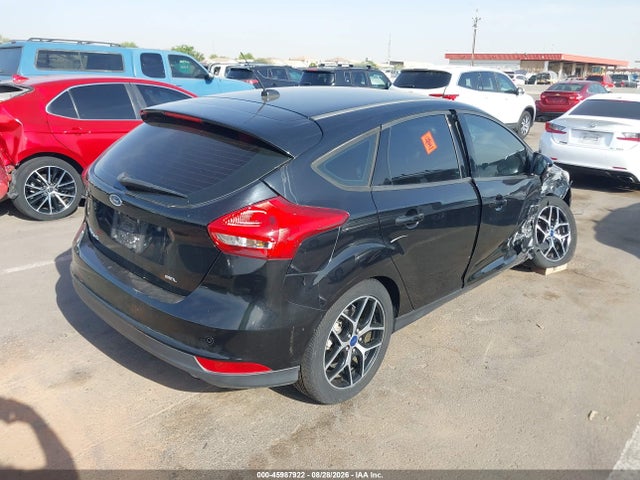 Ford FOCUS SEL 2017 1FADP3M25HL219806 Image 4