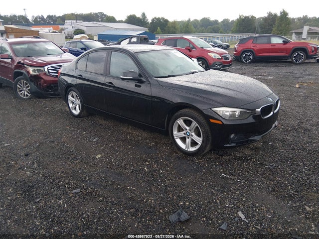 45987923 :رقم المزاد ، WBA3C1C57FK123385 vin ، 2015 Bmw 328i مزاد بيع