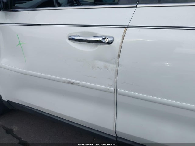 5XYPG4A32HG244670 KIA Sorento 2.4l Lx