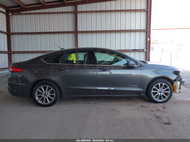 45987949 :رقم المزاد ، 3FA6P0LU9HR382132 vin ، 2017 Ford Fusion Hybrid Se مزاد بيع