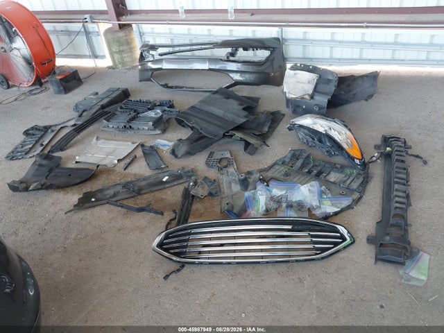 45987949 :رقم المزاد ، 3FA6P0LU9HR382132 vin ، 2017 Ford Fusion Hybrid Se مزاد بيع