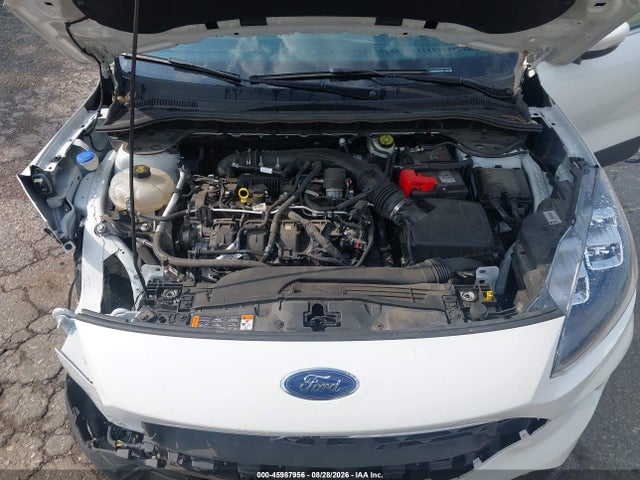 1FMCU9J98LUC73277 Ford Escape Titanium