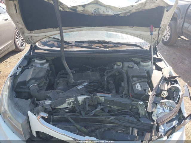 Продажа на аукционе авто 2015 Chevrolet Cruze 1lt Auto, vin: 1G1PC5SB8F7102995, номер лота: 45988005