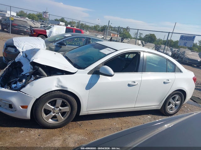 Продажа на аукционе авто 2015 Chevrolet Cruze 1lt Auto, vin: 1G1PC5SB8F7102995, номер лота: 45988005