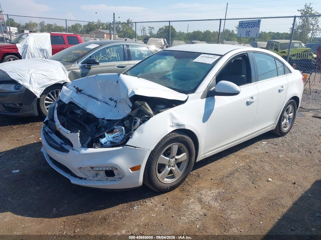 Продажа на аукционе авто 2015 Chevrolet Cruze 1lt Auto, vin: 1G1PC5SB8F7102995, номер лота: 45988005
