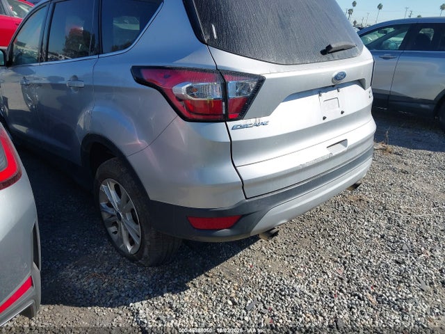 2018 Ford Escape Se მანქანა იყიდება აუქციონზე, vin: 1FMCU0GDXJUD51210, აუქციონის ნომერი: 45988050
