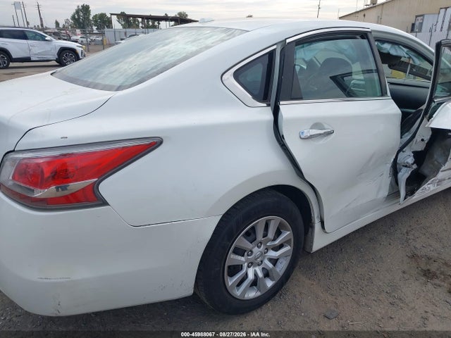 2015 Nissan Altima 2.5/2.5 S/2.5 Sl/2.5 Sv მანქანა იყიდება აუქციონზე, vin: 1N4AL3APXFN319030, აუქციონის ნომერი: 45988067