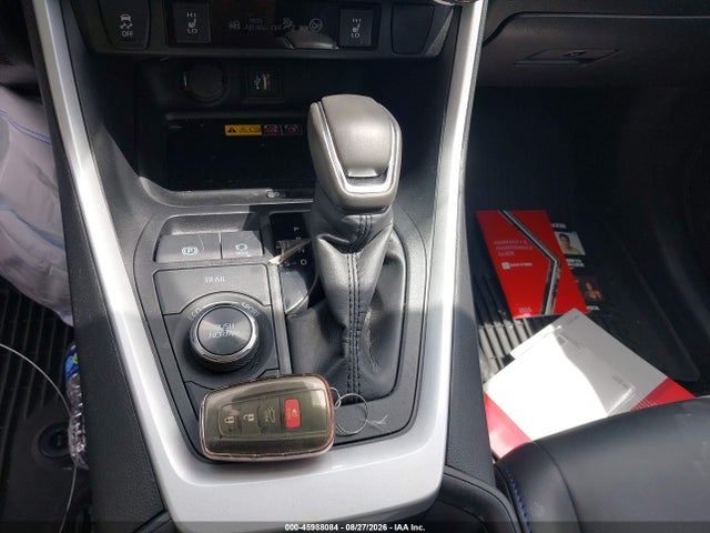 2025 Toyota Rav4 Hybrid Xse მანქანა იყიდება აუქციონზე, vin: 4T3E6RFV2SU186165, აუქციონის ნომერი: 45988084