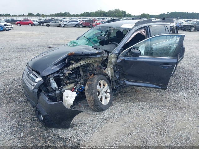 2013 Subaru Outback 2.5i Premium მანქანა იყიდება აუქციონზე, vin: 4S4BRBCC8D3228411, აუქციონის ნომერი: 45988096