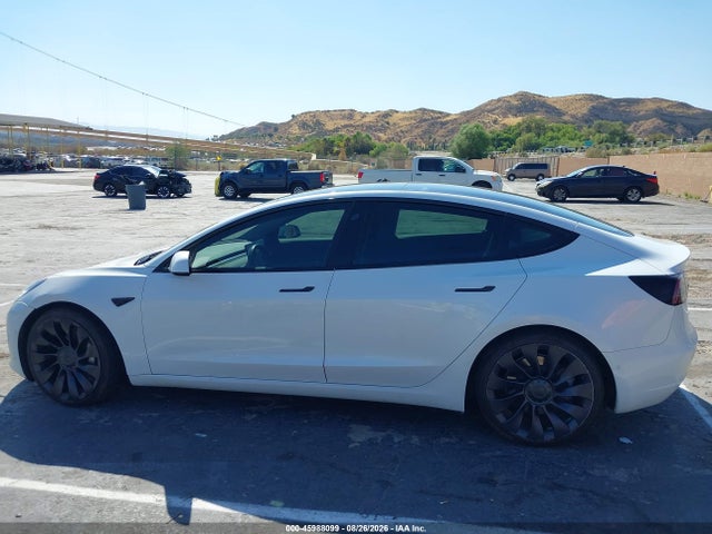 5YJ3E1EBXKF437412 Tesla Model 3 Long Range/performance