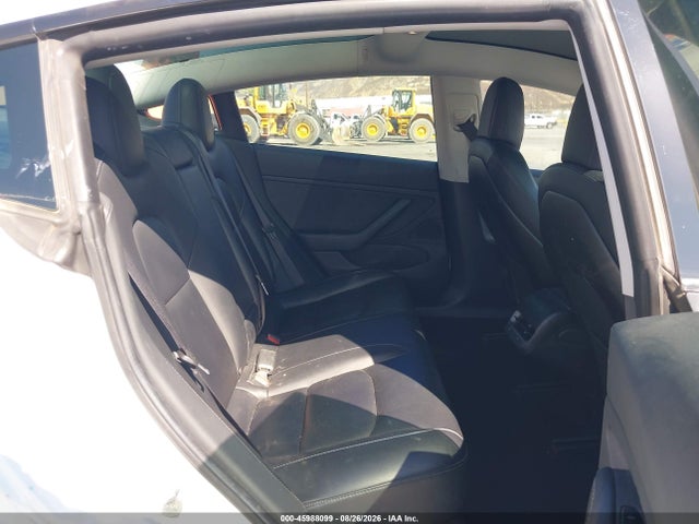 5YJ3E1EBXKF437412 Tesla Model 3 Long Range/performance
