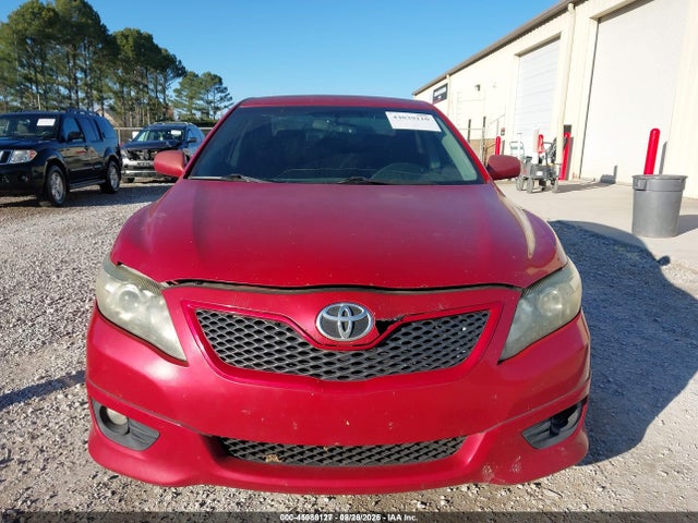 2010 Toyota Camry Se მანქანა იყიდება აუქციონზე, vin: 4T1BF3EK3AU069693, აუქციონის ნომერი: 45988127