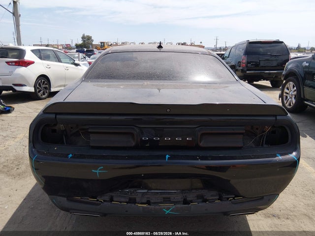 2C3CDZAG3JH334607 Dodge Challenger Sxt Plus