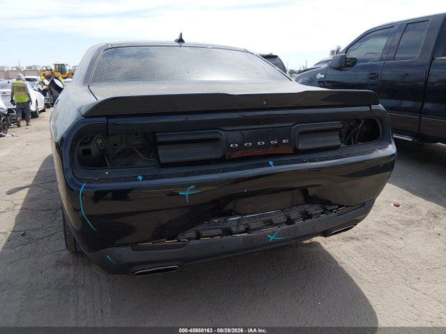 2C3CDZAG3JH334607 Dodge Challenger Sxt Plus
