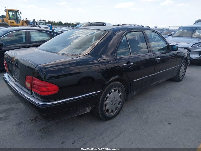 Продажа на аукционе авто 1996 Mercedes-benz E 320, vin: WDBJF55F9TJ021634, номер лота: 45988238