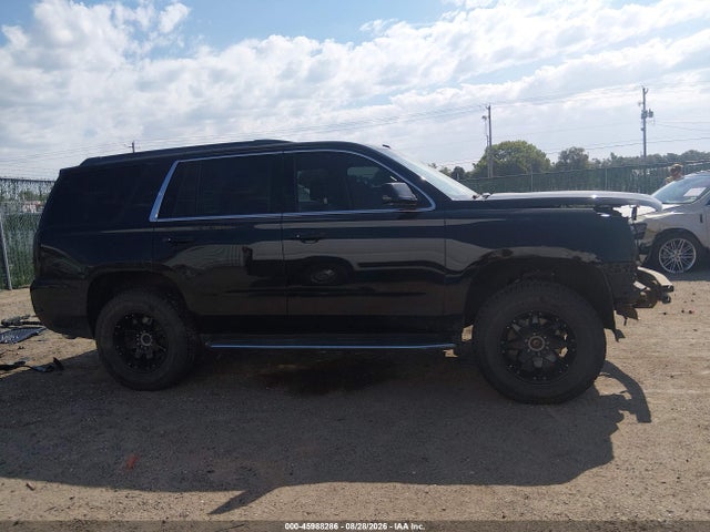 Продажа на аукционе авто 2017 Gmc Yukon Slt, vin: 1GKS2BKC7HR325830, номер лота: 45988286