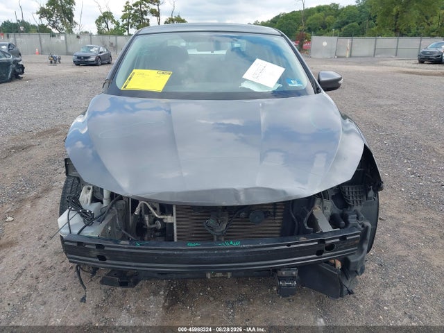 Продажа на аукционе авто 2018 Nissan Sentra Sr, vin: 3N1AB7AP1JY340044, номер лота: 45988324