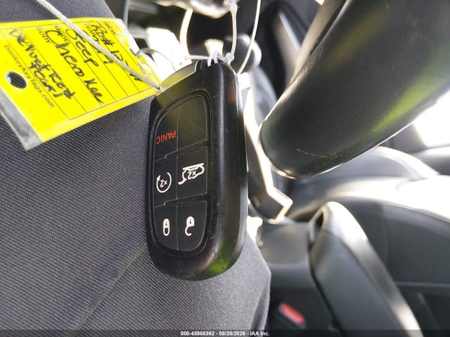Продажа на аукционе авто 2019 Jeep Cherokee Limited Fwd, vin: 1C4PJLDB0KD387072, номер лота: 45988362