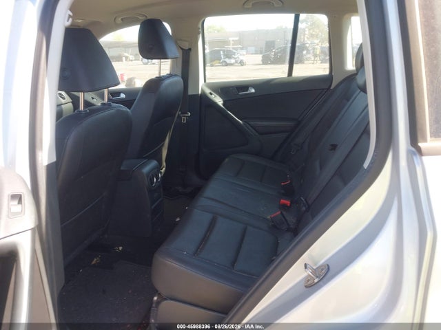 WVGBV7AX2GW582216 Volkswagen TIGUAN S