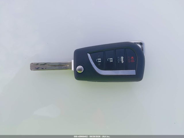 Продажа на аукционе авто 2018 Toyota Camry Le, vin: 4T1B11HK5JU593152, номер лота: 45988402