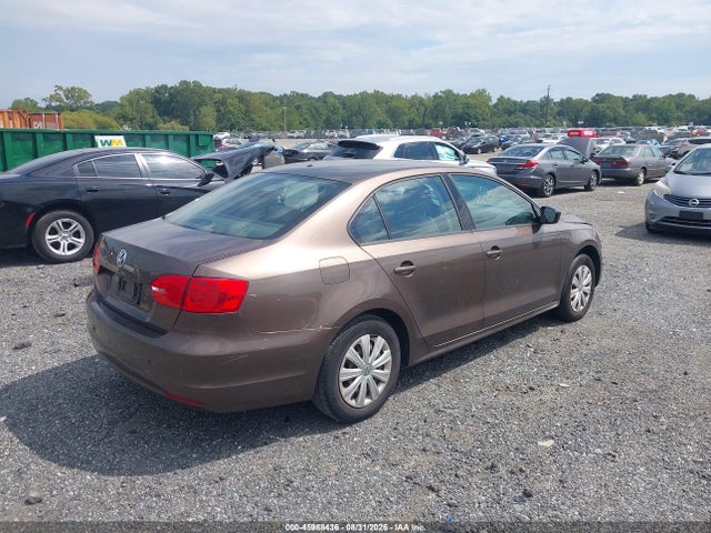 2014 Volkswagen Jetta 2.0l S მანქანა იყიდება აუქციონზე, vin: 3VW2K7AJ6EM312991, აუქციონის ნომერი: 45988436