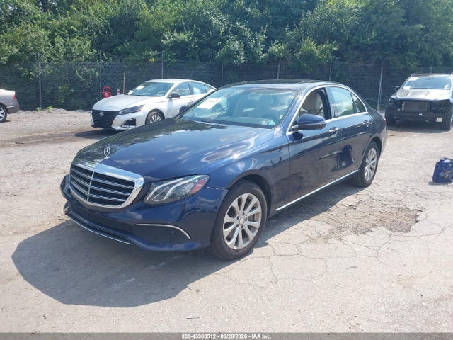 2017 Mercedes-benz E 300 4matic მანქანა იყიდება აუქციონზე, vin: WDDZF4KBXHA096999, აუქციონის ნომერი: 45988512