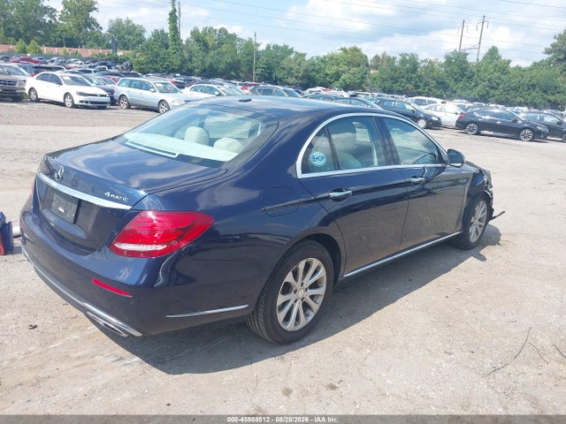 2017 Mercedes-benz E 300 4matic მანქანა იყიდება აუქციონზე, vin: WDDZF4KBXHA096999, აუქციონის ნომერი: 45988512