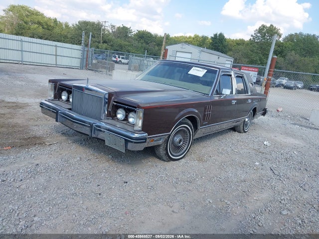 Продаж на аукціоні авто 1983 Lincoln Mark Vi, vin: 1MRBP99F8DY688432, номер лоту: 45988527