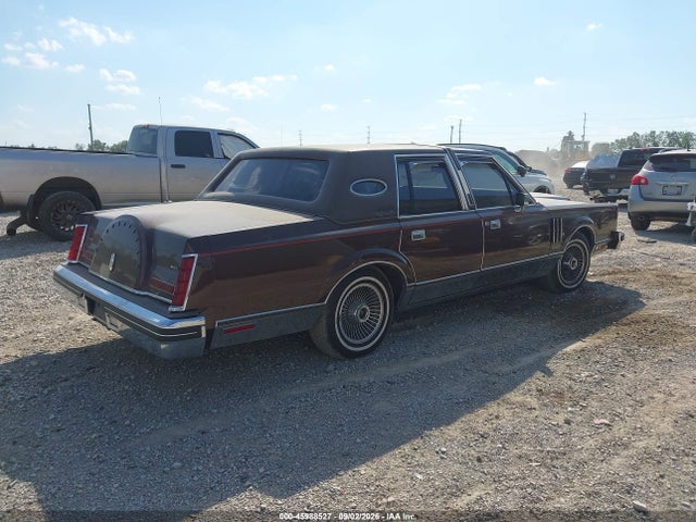 Продаж на аукціоні авто 1983 Lincoln Mark Vi, vin: 1MRBP99F8DY688432, номер лоту: 45988527