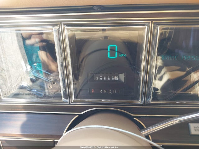 Продаж на аукціоні авто 1983 Lincoln Mark Vi, vin: 1MRBP99F8DY688432, номер лоту: 45988527