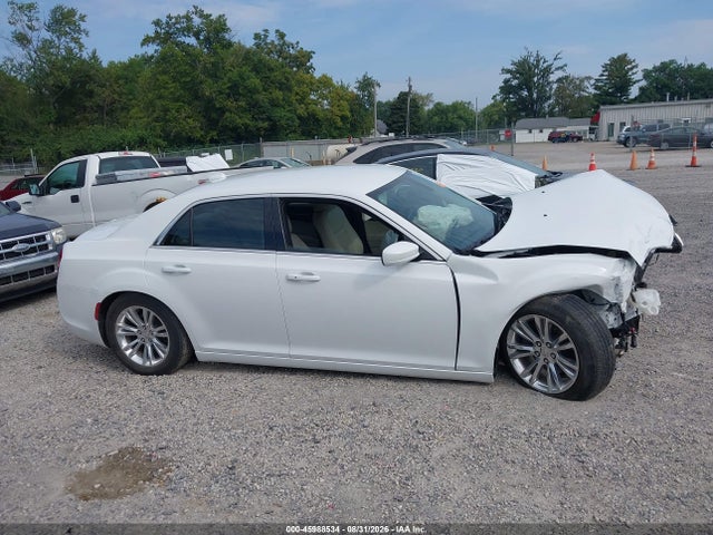 Aukcja sprzedaży 2019 Chrysler 300 Touring, vin: 2C3CCAAG4KH745925, numer aukcji: 45988534