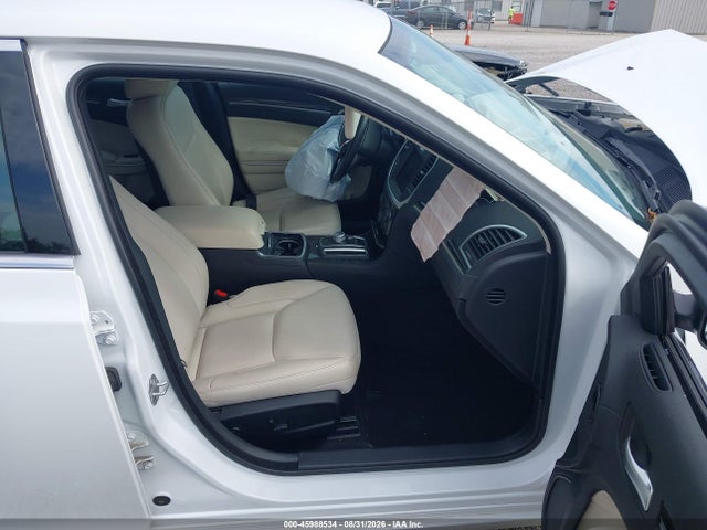Aukcja sprzedaży 2019 Chrysler 300 Touring, vin: 2C3CCAAG4KH745925, numer aukcji: 45988534
