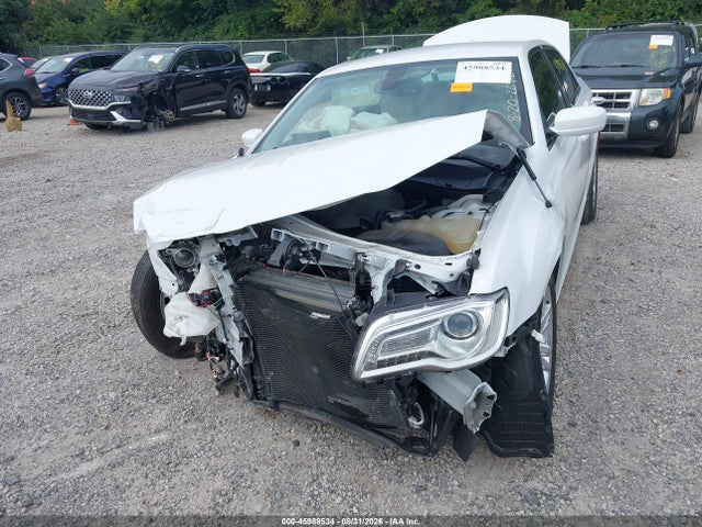 Aukcja sprzedaży 2019 Chrysler 300 Touring, vin: 2C3CCAAG4KH745925, numer aukcji: 45988534