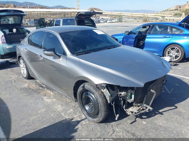 Lexus IS 300 2022 JTHAA1D28N5118583 Image 1