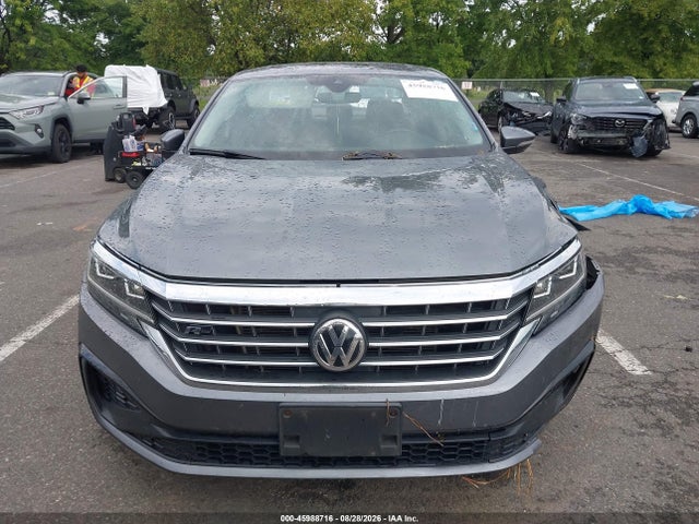 Продажа на аукционе авто 2020 Volkswagen Passat 2.0t R-line, vin: 1VWMA7A36LC010533, номер лота: 45988716